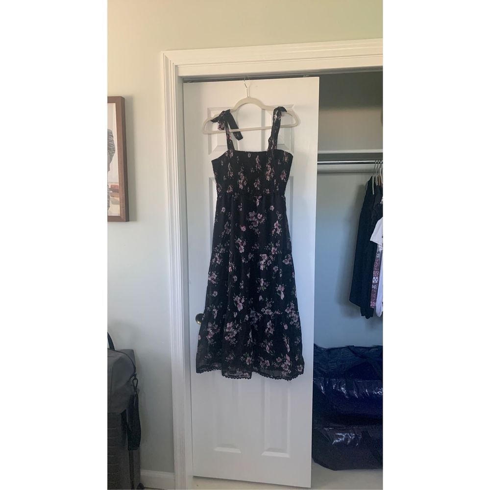 Lulus black floral midi dress